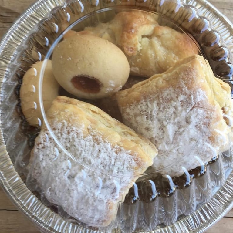 Decadent Cakes and Sweet Treats