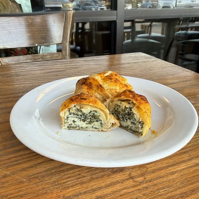 Egg-Spinach Pocket.